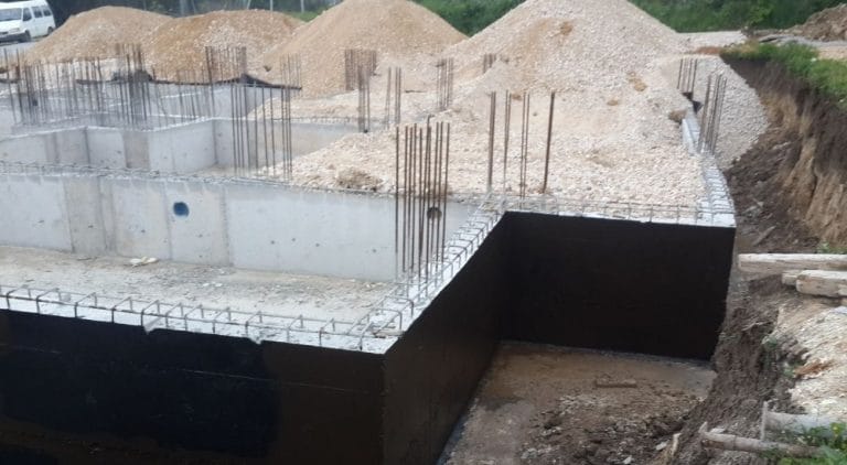 Konut İnşaatları Temel Beton Atımı Ve İzolasyonu